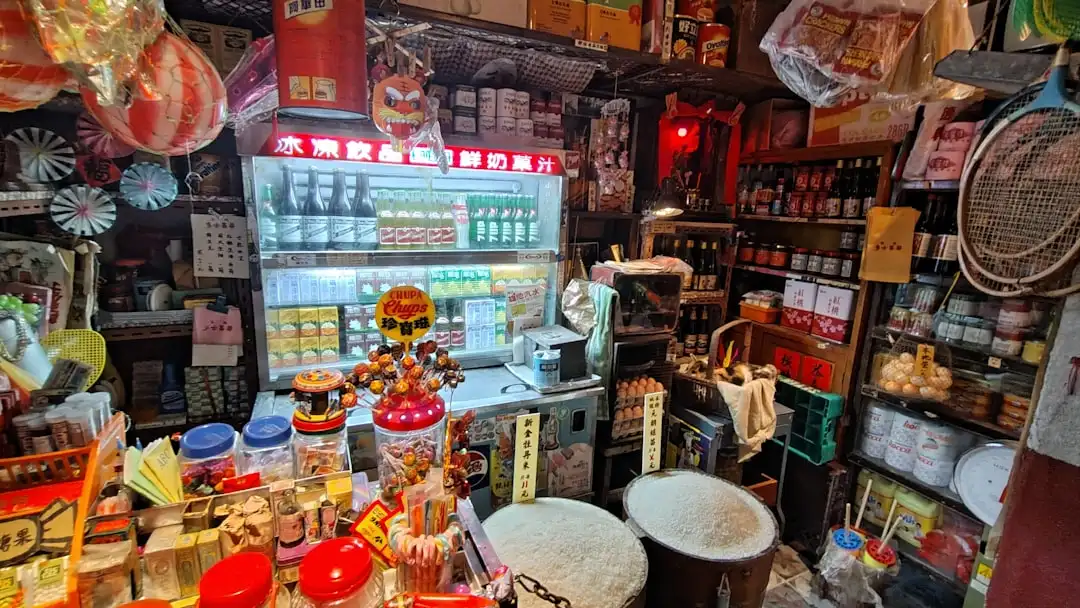 2025年餐饮培训行业技术升级趋势：智能化与标准化融合路径